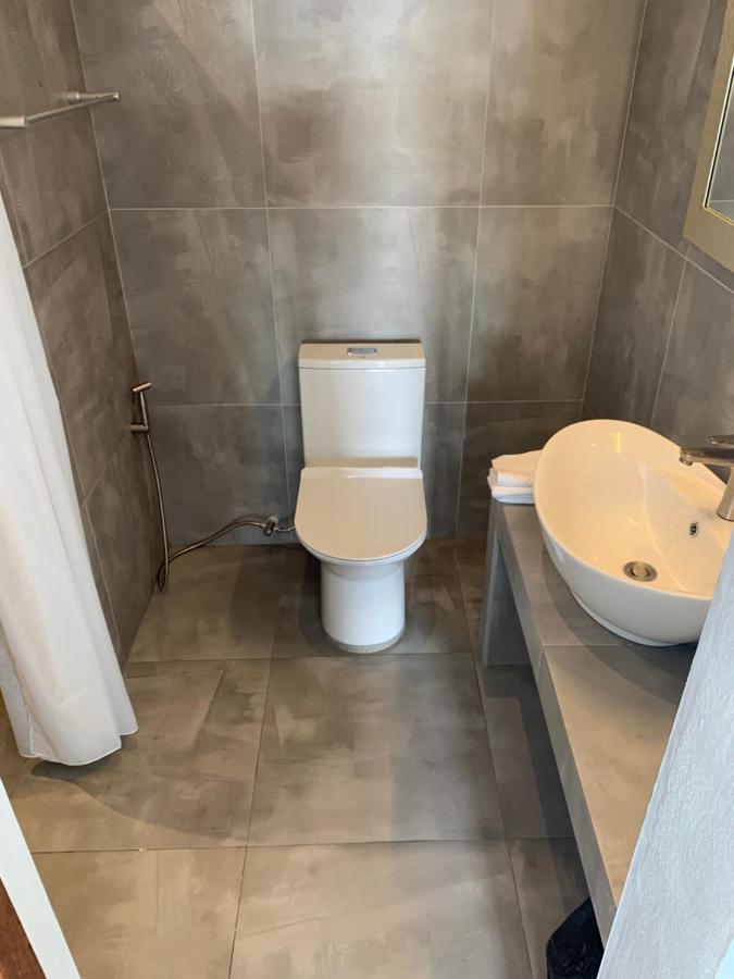 Crown Malapascua Hotel Kültér fotó