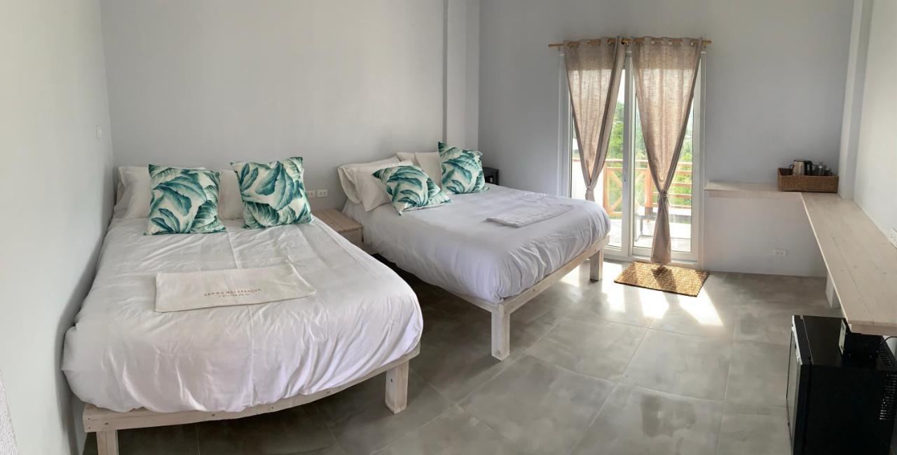 Crown Malapascua Hotel Kültér fotó